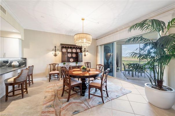 Chandelier, Dining room, Interior, Recessed Lighting