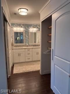 Bathroom, Dual Sink Vanities, Interior, Wood Texture Flooring