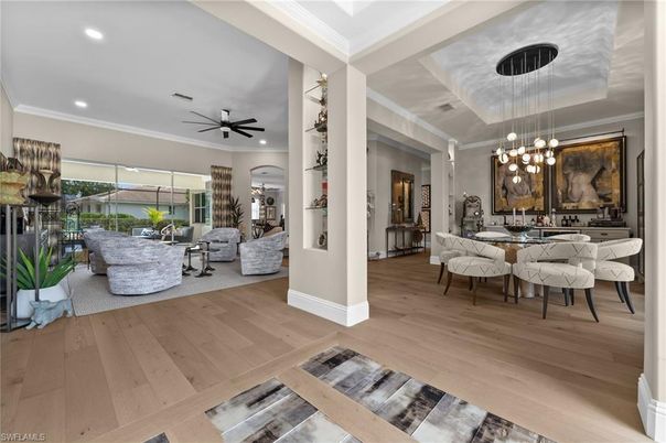 Dining room, Interior, Living room, Pendant Lights, Recessed Lighting, Wood Texture Flooring