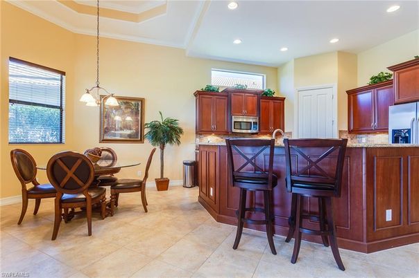 Dining room, Interior, Kitchen, Pendant Lights, Recessed Lighting