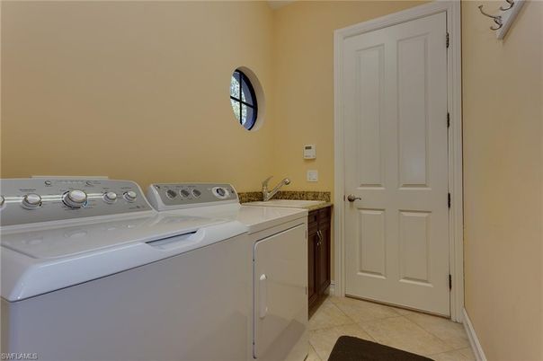 Interior, Washer