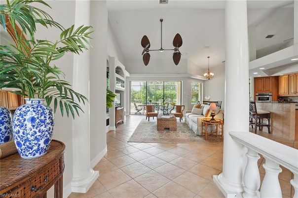 Chandelier, Dining room, Interior, Kitchen, Living room, Recessed Lighting