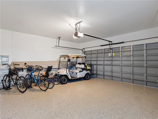 Garage, Interior