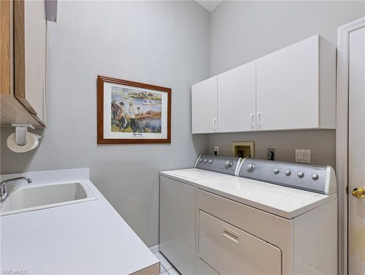 Interior, Washer