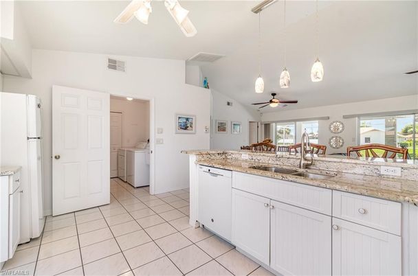 Interior, Kitchen, Pendant Lights, Washer