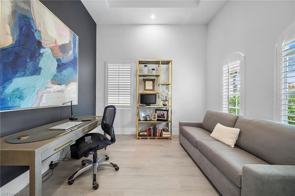 Home Office, Interior, Recessed Lighting, Wood Texture Flooring