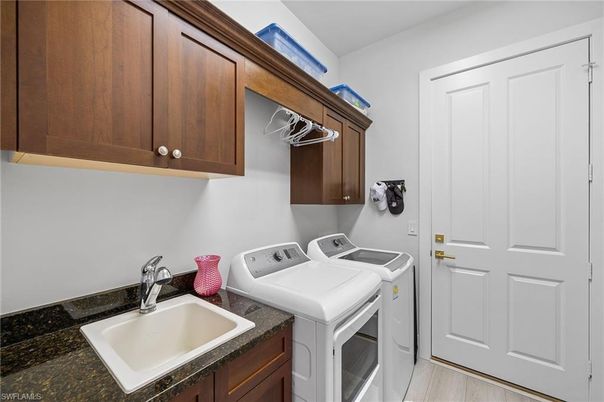 Interior, Washer