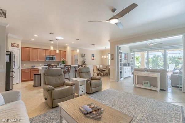 Dining room, Interior, Kitchen, Living room, Pendant Lights, Recessed Lighting, Stainless Steel Appliances