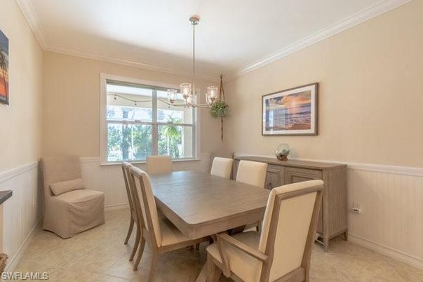 Dining room, Interior, Pendant Lights