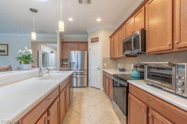 Interior, Kitchen, Pendant Lights, Recessed Lighting, Stainless Steel Appliances