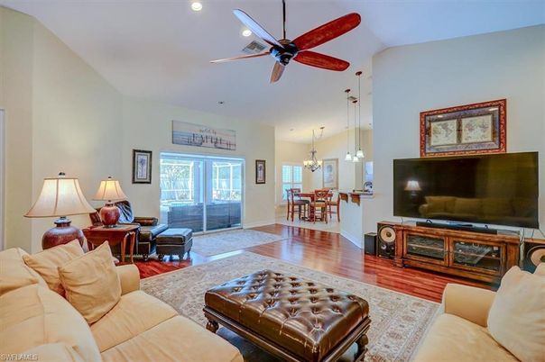 Chandelier, Dining room, Interior, Living room, Pendant Lights, Recessed Lighting, Wood Texture Flooring