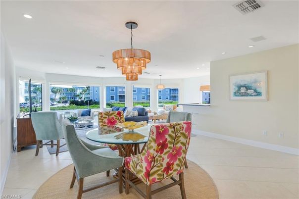 Chandelier, Dining room, Interior, Living room, Recessed Lighting