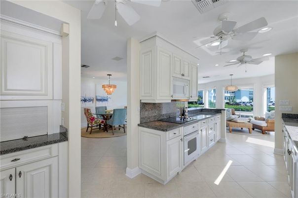Chandelier, Dining room, Interior, Kitchen, Living room, Pendant Lights, Recessed Lighting