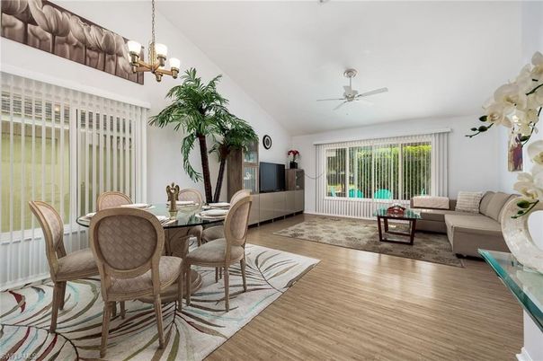 Chandelier, Dining room, Interior, Living room, Wood Texture Flooring