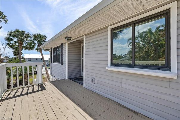 Exterior, Wood Texture Flooring
