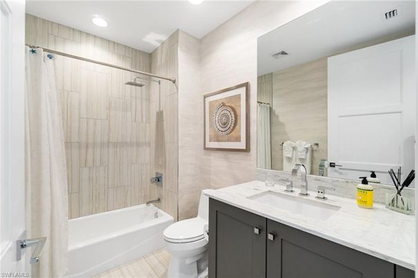 Bathroom, Interior, Recessed Lighting, Wood Texture Flooring