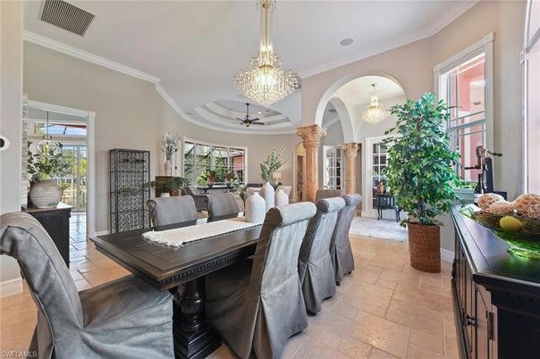 Chandelier, Dining room, Interior