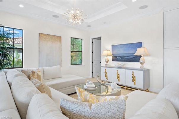 Interior, Living room, Pendant Lights, Recessed Lighting