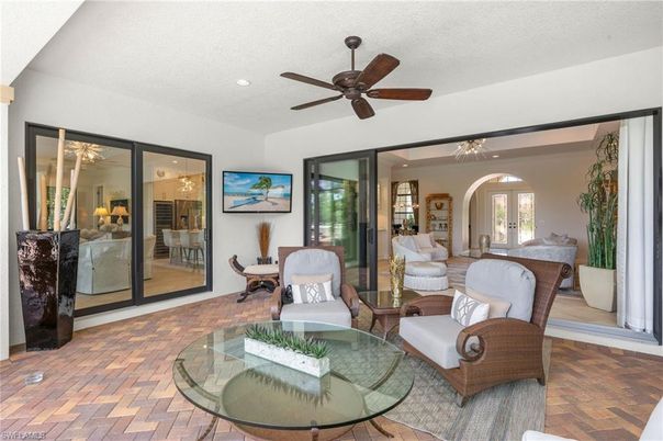 Dining room, Interior, Living room, Recessed Lighting