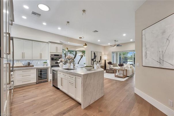 Interior, Kitchen, Living room, Pendant Lights, Recessed Lighting, Stainless Steel Appliances, Wood Texture Flooring