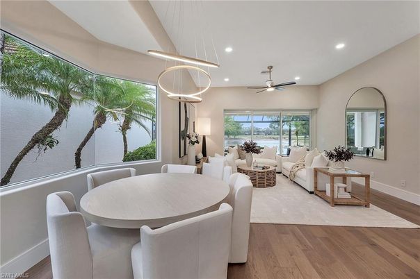 Dining room, Interior, Living room, Pendant Lights, Recessed Lighting, Wood Texture Flooring