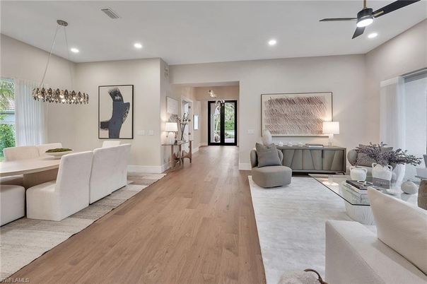 Dining room, Interior, Living room, Pendant Lights, Recessed Lighting, Wood Texture Flooring