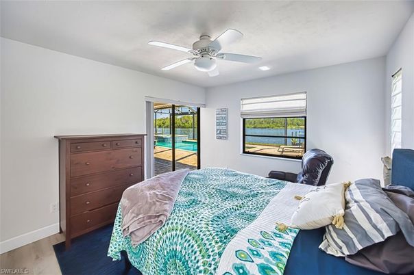 Bedroom, Interior, Recessed Lighting, Water, Wood Texture Flooring