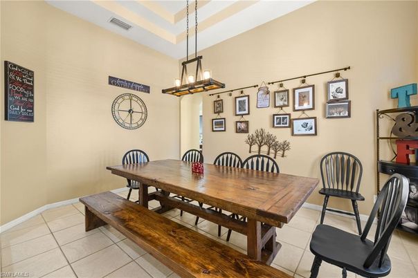Dining room, Interior, Pendant Lights