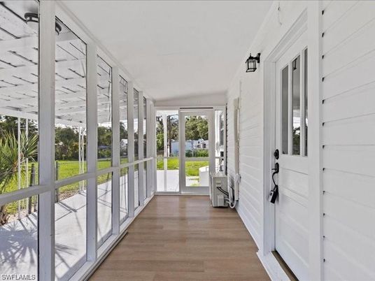 Interior, Sun Room, Wood Texture Flooring