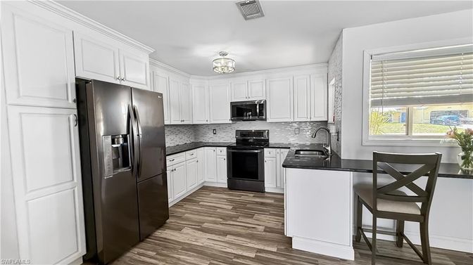 Interior, Kitchen, Wood Texture Flooring