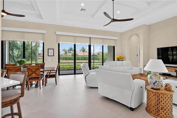 Dining room, Interior, Living room, Recessed Lighting