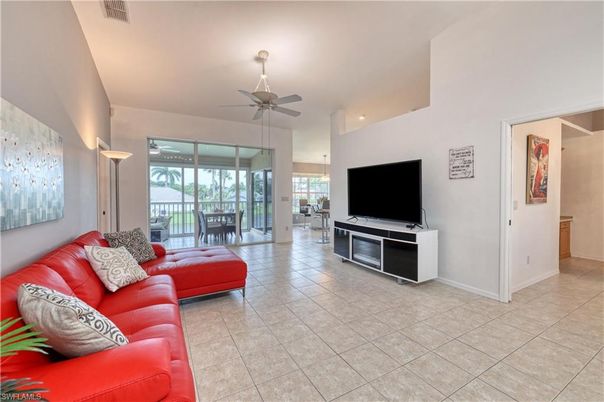 Dining room, Interior, Living room, Recessed Lighting