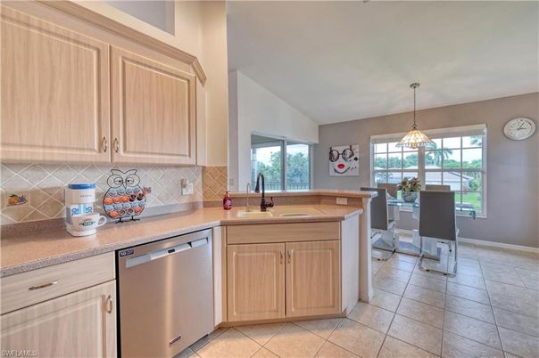 Dining room, Interior, Kitchen, Pendant Lights