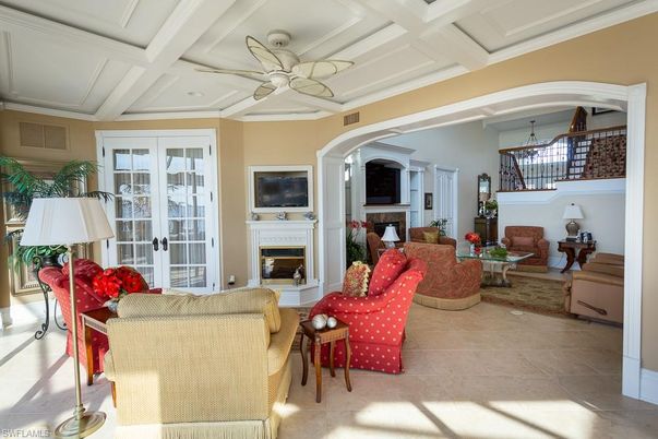 Fireplace, Interior, Living room