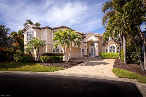 Backyard, Exterior, Facade, Mediterranean
