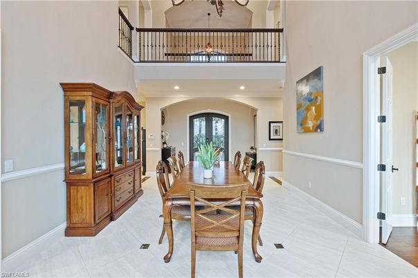Dining room, Interior, Recessed Lighting