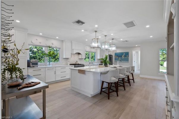 Interior, Kitchen, Pendant Lights, Recessed Lighting, Wood Texture Flooring