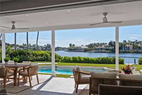 Exterior, Pool, Water