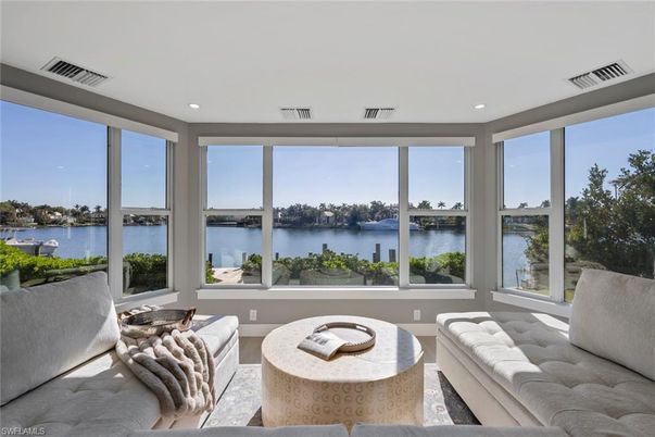 Interior, Living room, Recessed Lighting, Water