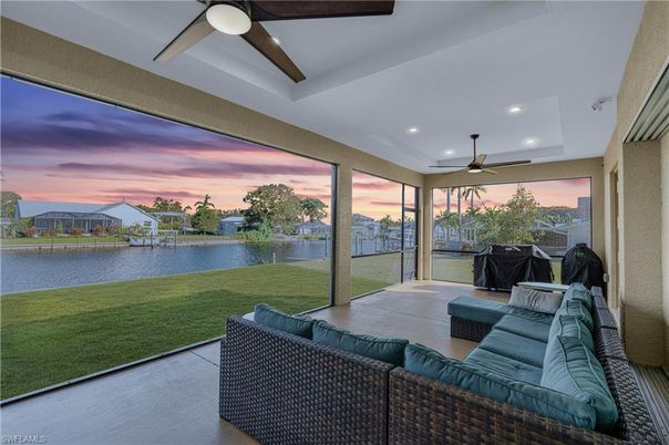 Interior, Recessed Lighting, Sun Room, Water