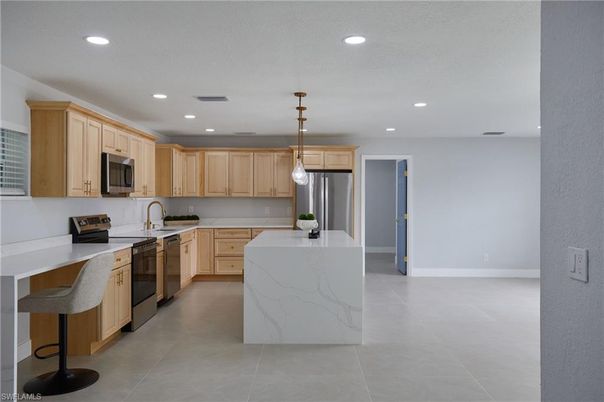 Interior, Kitchen, Pendant Lights, Recessed Lighting, Stainless Steel Appliances