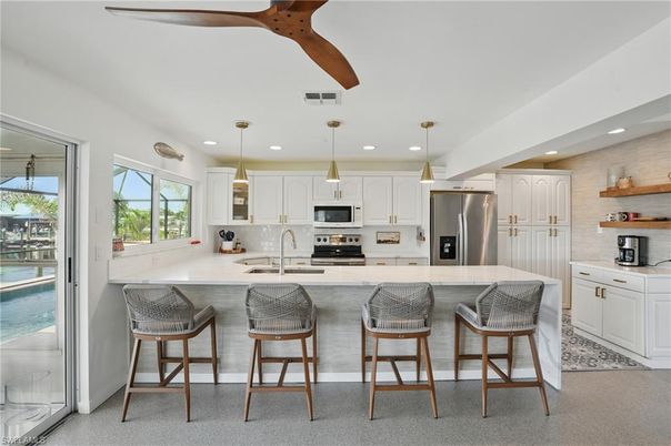 Interior, Kitchen, Pendant Lights, Recessed Lighting, Stainless Steel Appliances