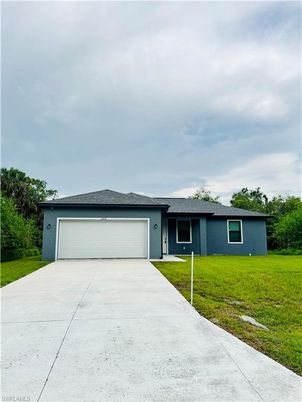 Attached, Backyard, Exterior, Facade, Ranch