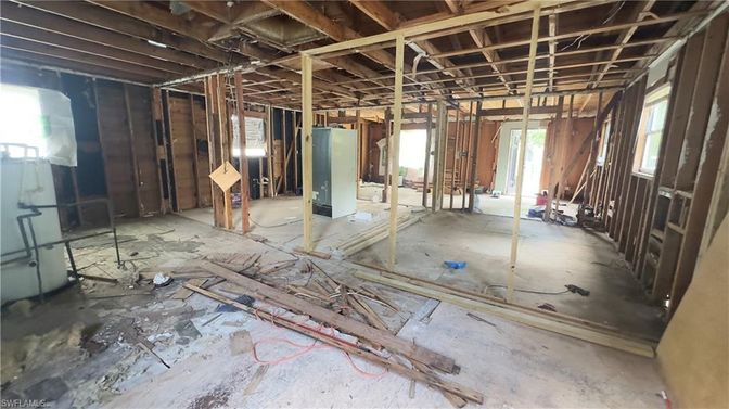 Interior, Wooden Beams