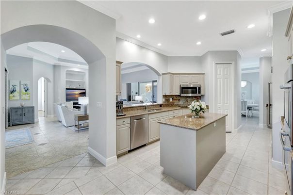 Interior, Kitchen, Living room, Recessed Lighting, Stainless Steel Appliances