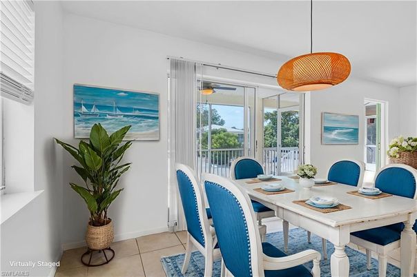 Dining room, Interior, Pendant Lights