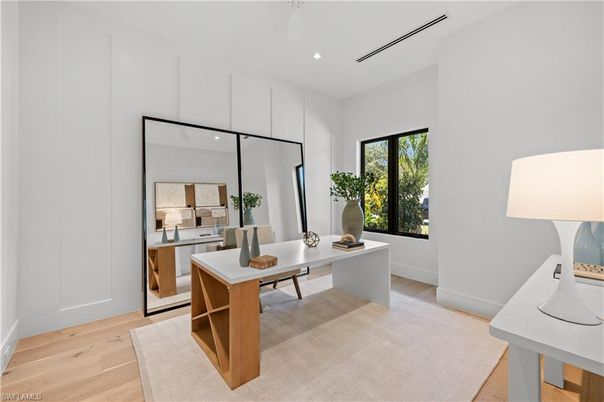 Home Office, Interior, Recessed Lighting, Wood Texture Flooring