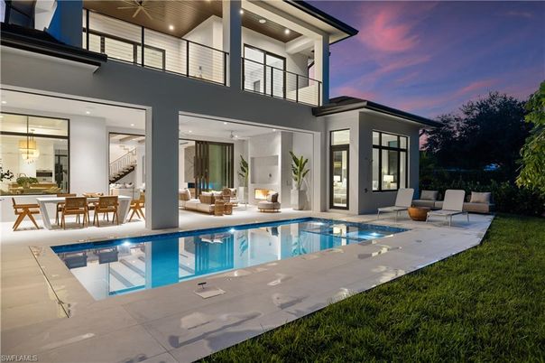 Backyard, Exterior, Pool