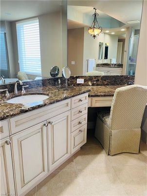 Bathroom, Dual Sink Vanities, Interior, Pendant Lights, Recessed Lighting