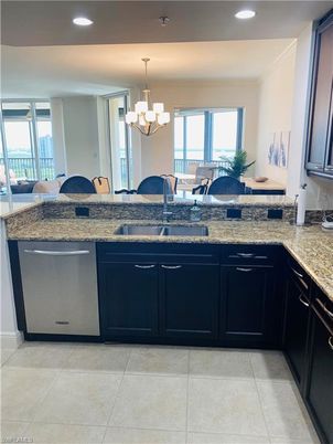 Chandelier, Dining room, Interior, Kitchen, Recessed Lighting